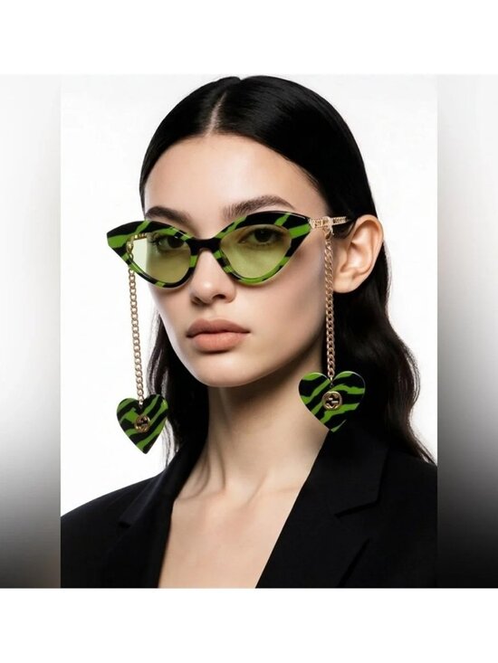 New Authentic Gucci GG0978S 006 Zebra Cat-Eye Sunglasses w/ GG Charms Green/Gold main image 6